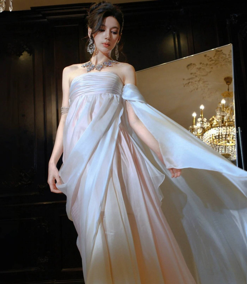 Strapless Flowy Chiffon Evenin - Evening Gown 评论和价格