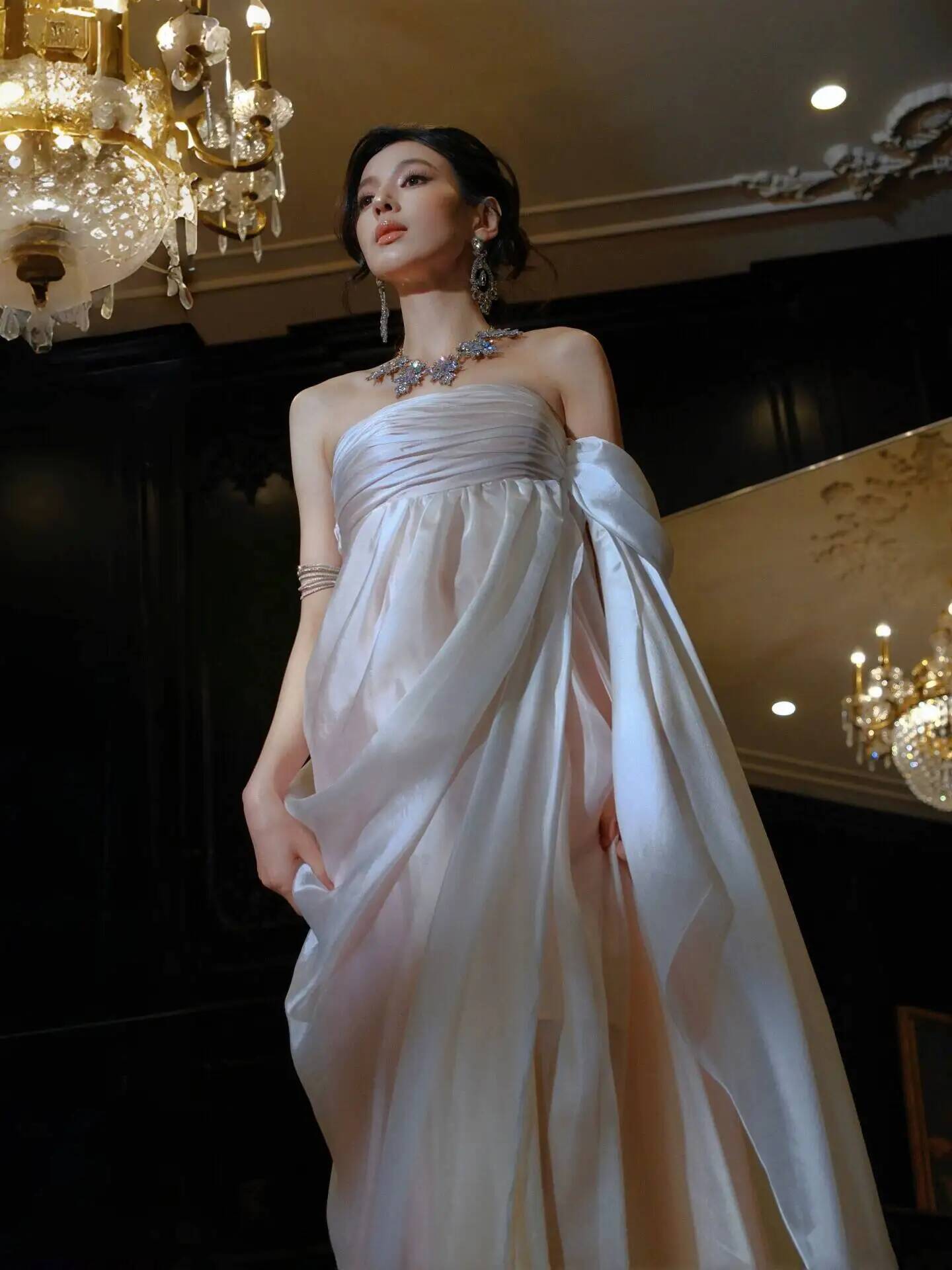 Strapless Flowy Chiffon Evenin - Evening Gown 评论和价格