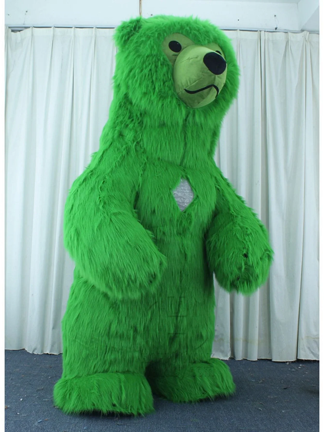 Furry Green Bear Inflatable Ma - Wedding Dress 评论和价格